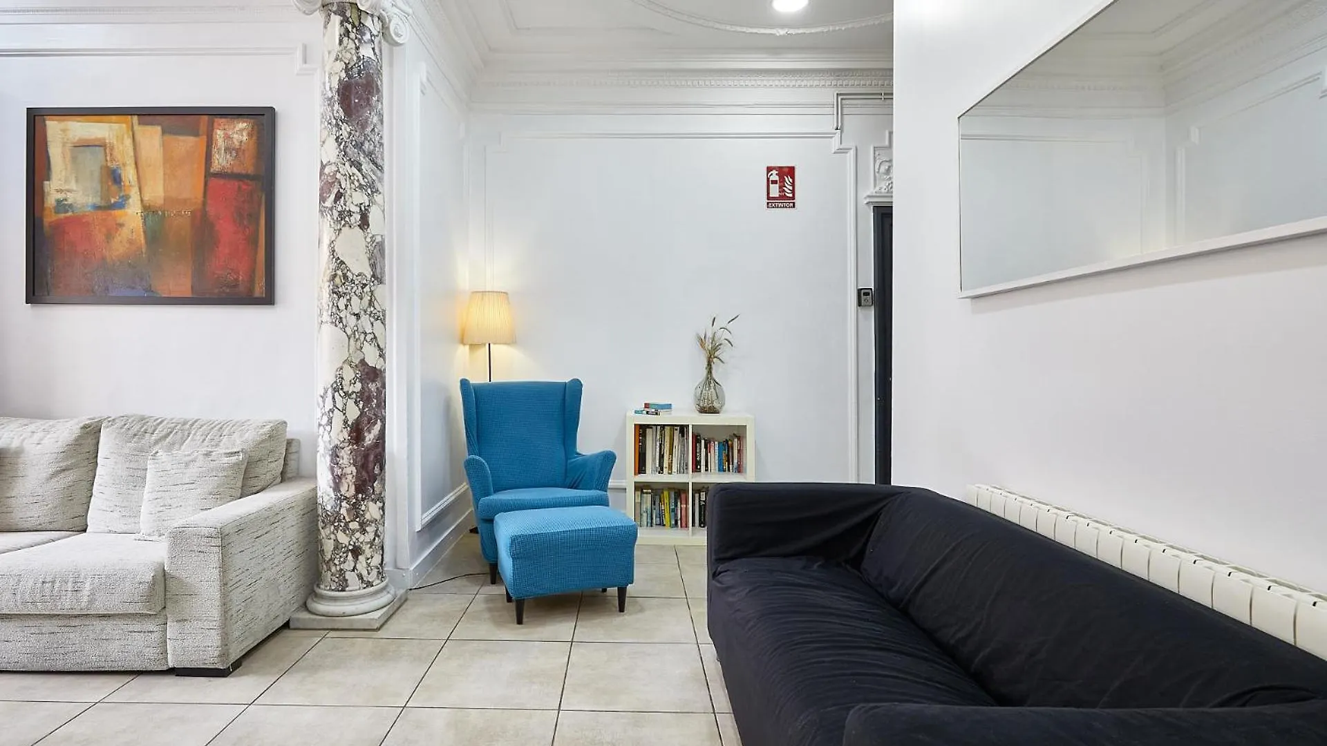 ** Guest house Ella Hostel Gran Via Barcelona Spain