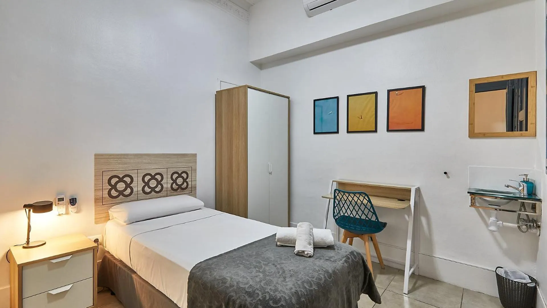 Ella Hostel Gran Via Barcelona Gasthof
