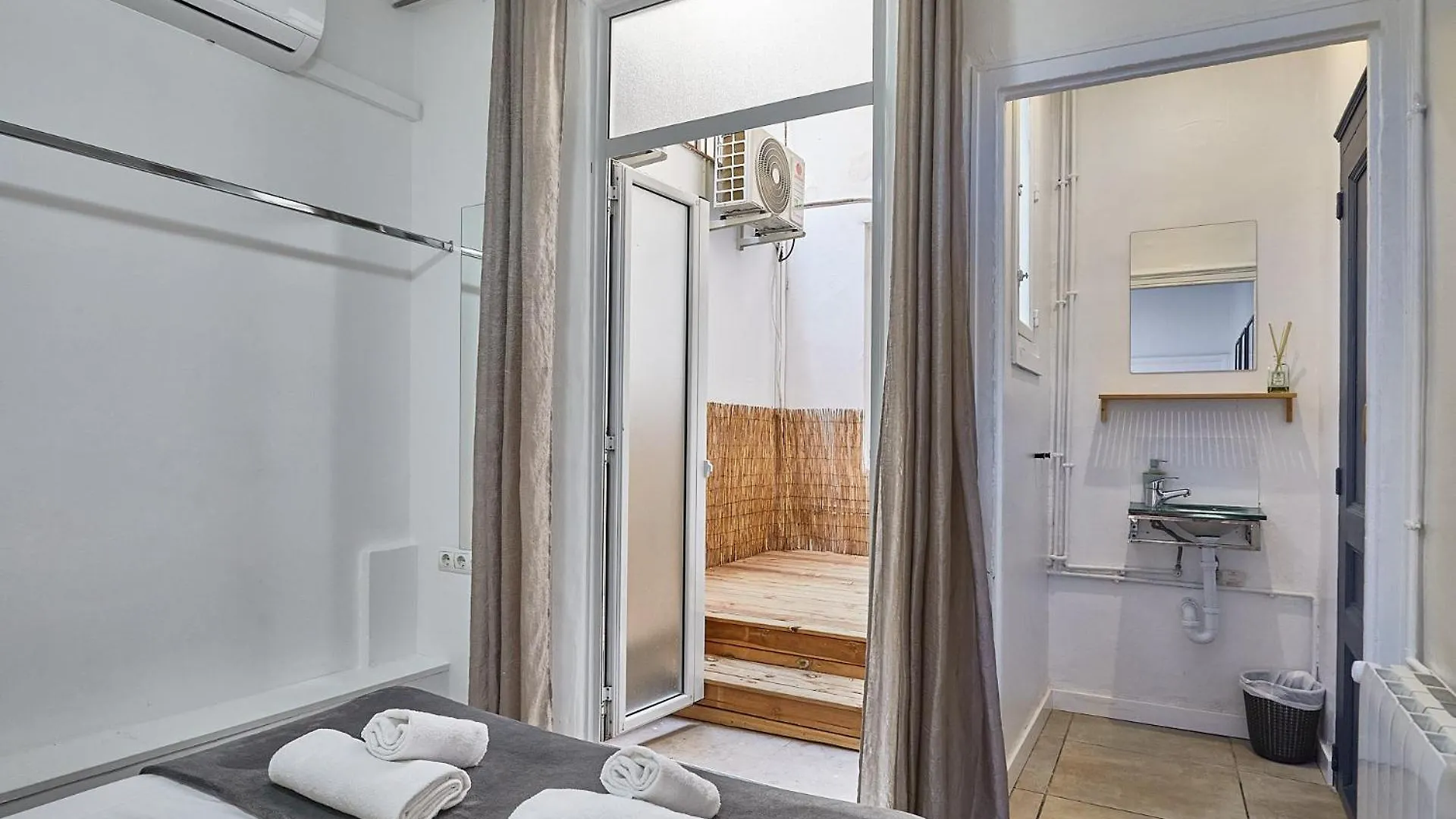 Гостевой дом Ella Hostel Gran Via Барселона