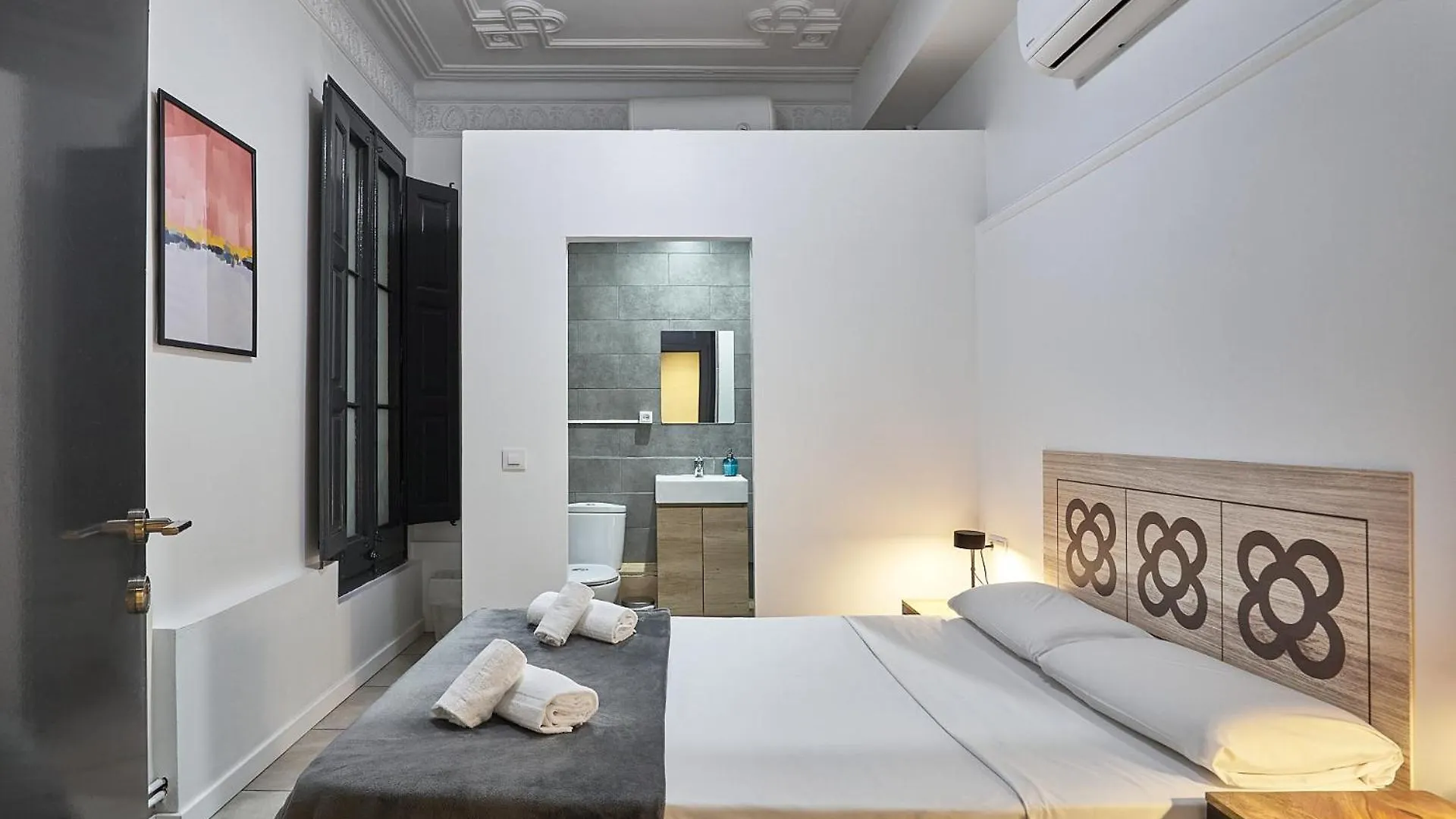 Ella Hostel Gran Via Барселона